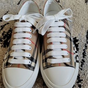 Bb plaid sneakers